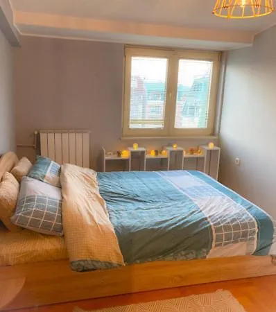 公寓 Cozy 3 Bedroom Duplex In The City Centre *