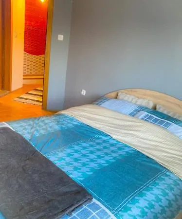 公寓 Cozy 3 Bedroom Duplex In The City Centre *