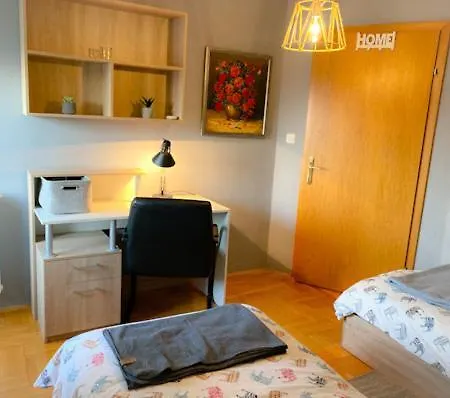 公寓 Cozy 3 Bedroom Duplex In The City Centre