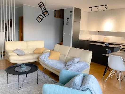 Cozy 3 Bedroom Duplex In The City Centre Skopje