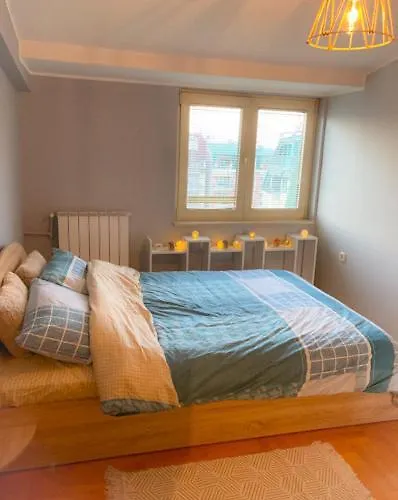 Apartament Cozy 3 Bedroom Duplex In The City Centre *