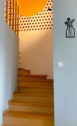 Cozy 3 Bedroom Duplex In The City Centre Apartament *