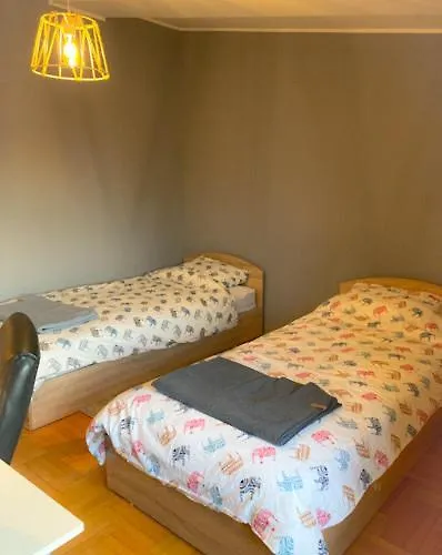 Apartament Cozy 3 Bedroom Duplex In The City Centre *